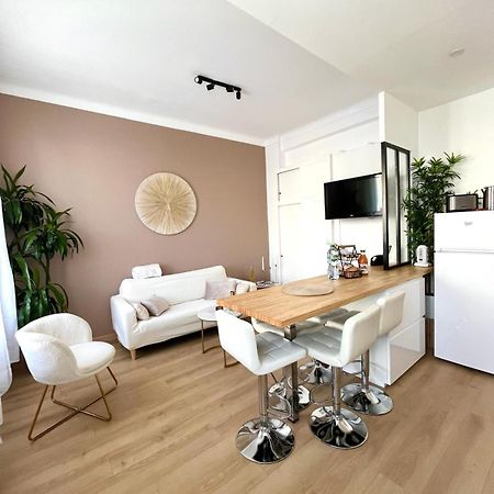 Nice - Appartement T3 Renove De 50 M2 Classe 2 Etoiles Exterior photo